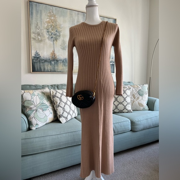 WAYF dress. - Picture 1 of 4